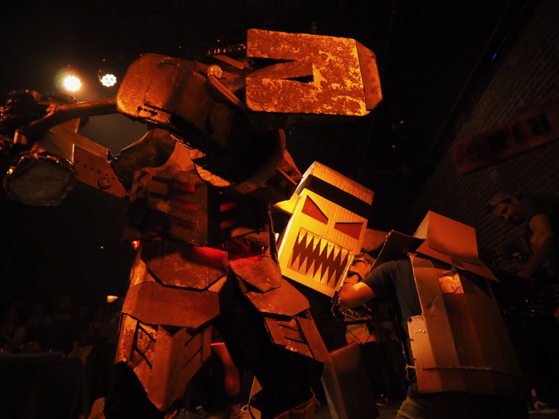 Giant Robot Fight Club photograph 9